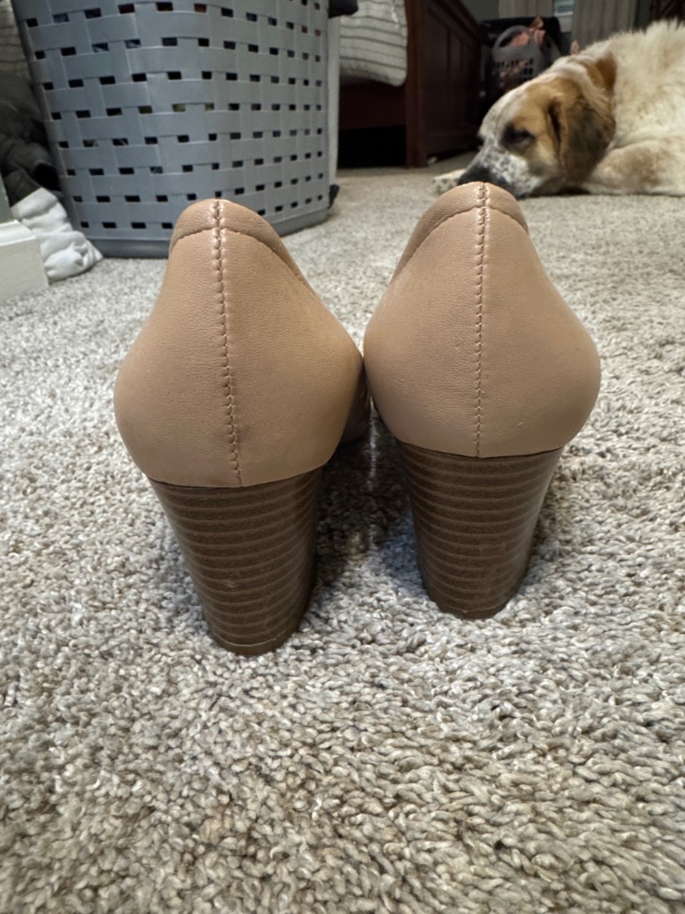 Naturalizer Nude Rounded Toe Pumps - Picture 3 of 7